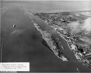 Steveston Harbour showing canneries and fish boats, 1959. City of Richmond Archives Photograph 2010 87 29
